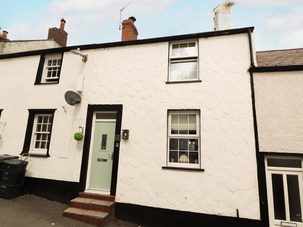 8 Watkin Street Villa Conwy Exteriör bild